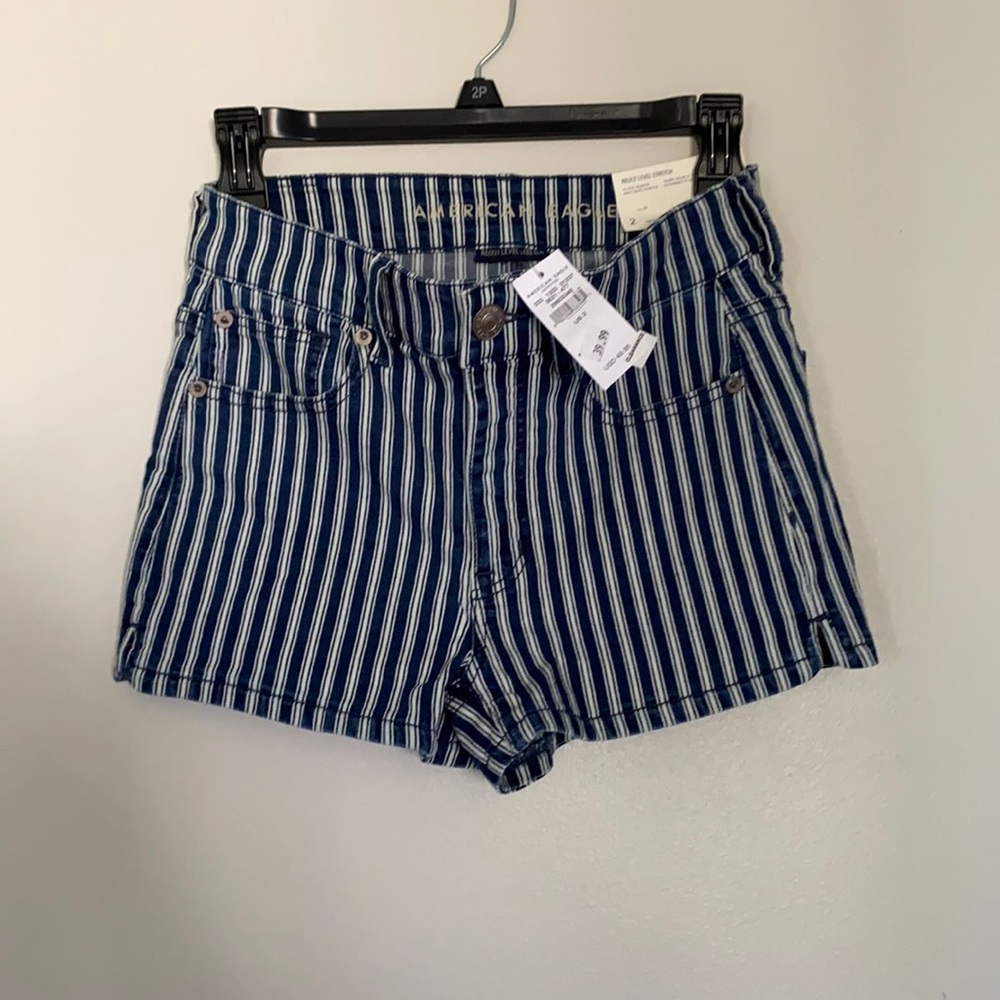 American Eagle shorts size 2 NWT - Picture 1 of 2